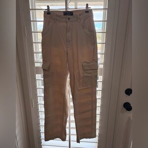 Hollister Women’s Cream Cargo Pants